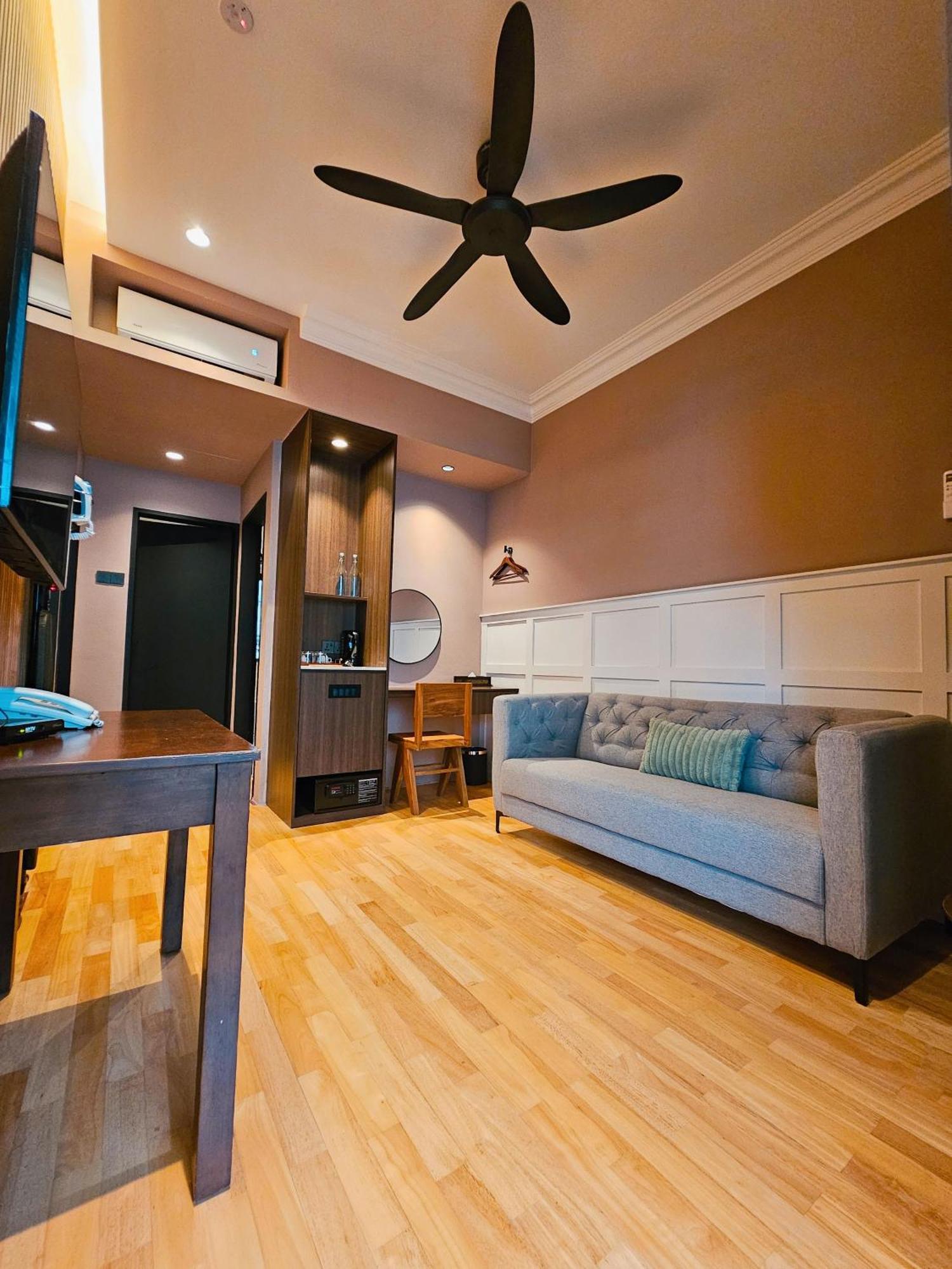 The Palm Suite At Lava Mansion 조지타운 외부 사진